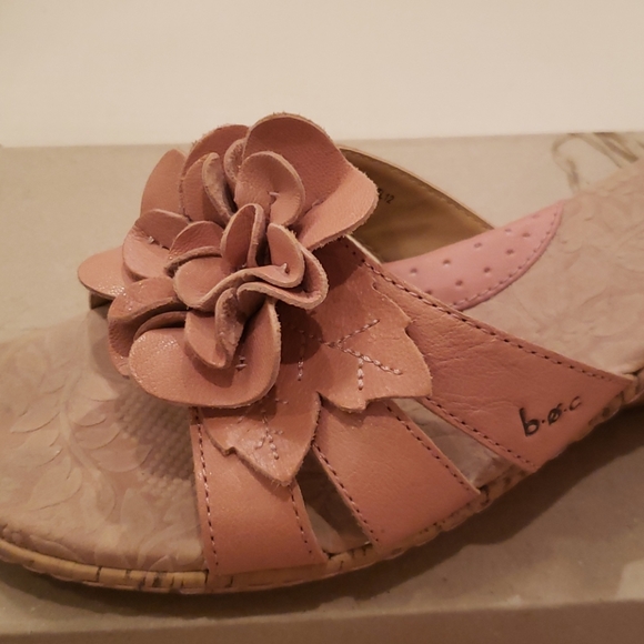 B.O.C. dusty pink sandals - Picture 4 of 4